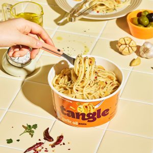 Samyang Tangle Garlic Oil Pasta Bowl