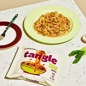 Samyang Tangle Bulgogi Alfredo Pasta